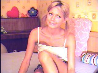 Dorm__Girl18 Live Cam Pic